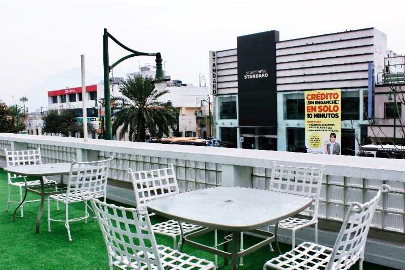 Hotel Plaza Del Arco Express モンテレー エクステリア 写真